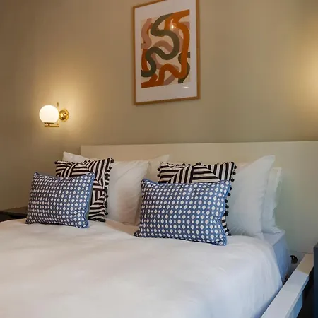 3-bedroom Flat With Location And Ac